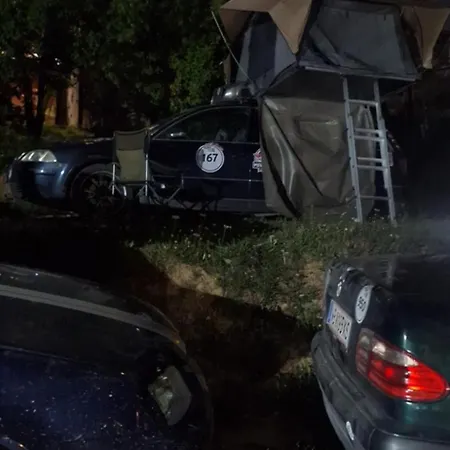 Tent אוהל מפואר