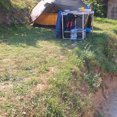 אוהל מפואר Tent